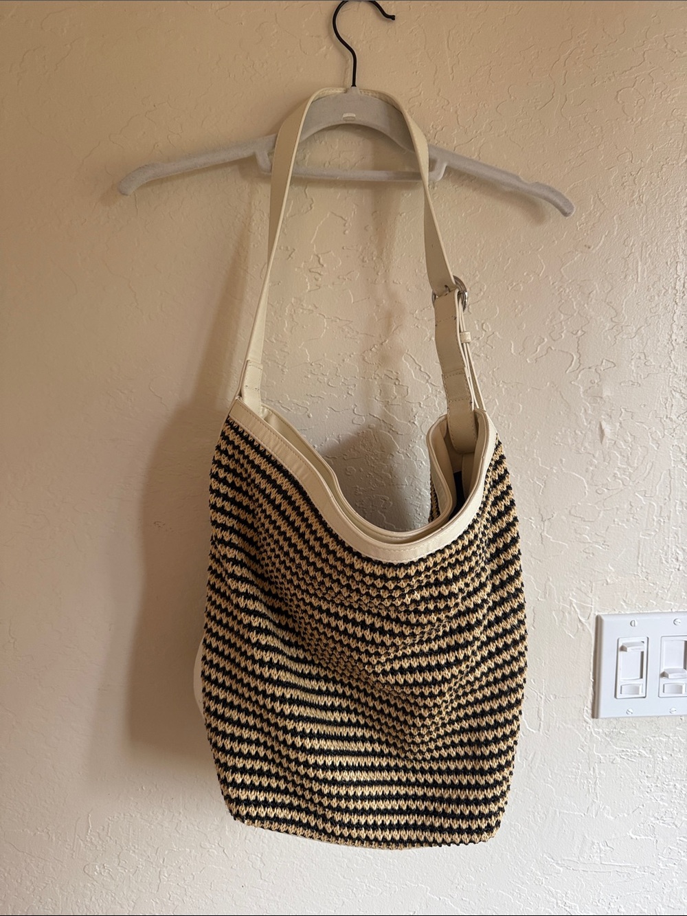 Black & White Straw Shoulder Beach Bag with Trim